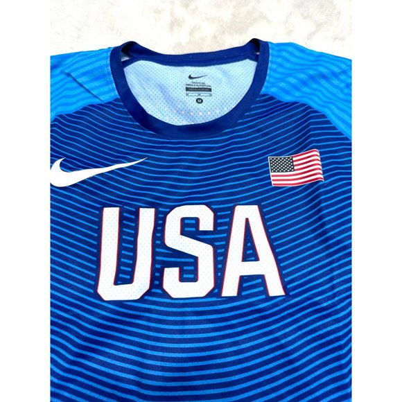 Nike USA Men's Official Rio Team Track and Field Throw Tank Men’s Medium - Picture 5 of 8